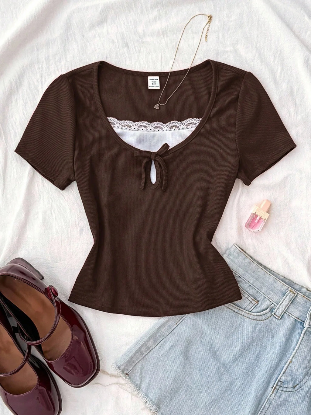 Notch Neck Lace Tee